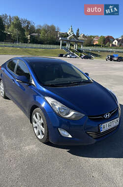Седан Hyundai Elantra 2012 в Киеве