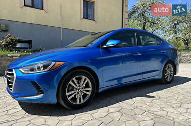 Седан Hyundai Elantra 2016 в Каменец-Подольском