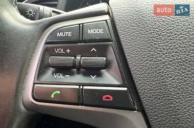 Седан Hyundai Elantra 2016 в 