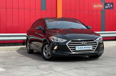 Седан Hyundai Elantra 2016 в 