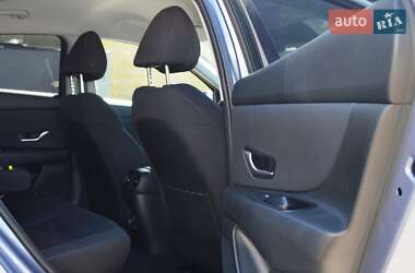 Седан Hyundai Elantra 2024 в 