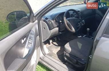 Седан Hyundai Elantra 2008 в 