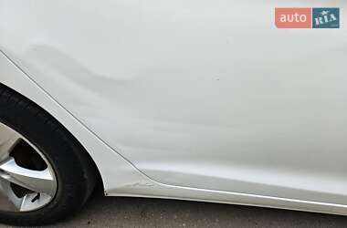 Седан Hyundai Elantra 2012 в 