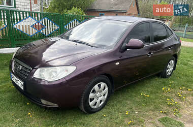 Седан Hyundai Elantra 2008 в Гайсину
