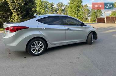 Седан Hyundai Elantra 2013 в 