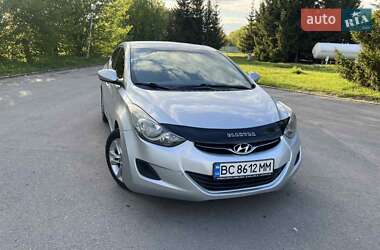 Седан Hyundai Elantra 2013 в 