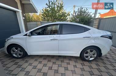Седан Hyundai Elantra 2012 в 