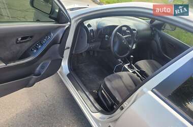 Седан Hyundai Elantra 2008 в 