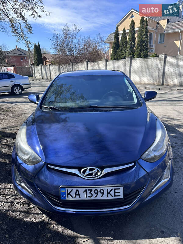 Hyundai Elantra 2015