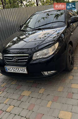 Седан Hyundai Elantra 2007 в Мукачево