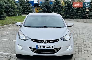 Седан Hyundai Elantra 2013 в Харькове
