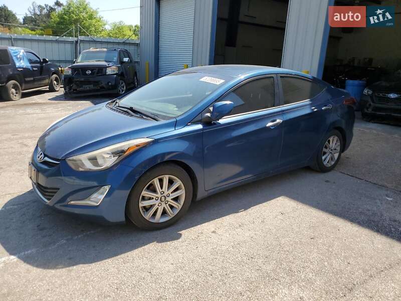 Седан Hyundai Elantra 2015 в 
