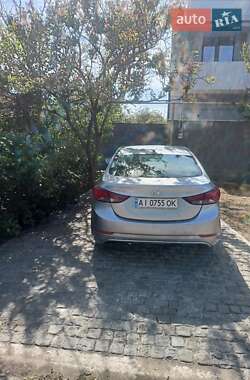 Седан Hyundai Elantra 2014 в 