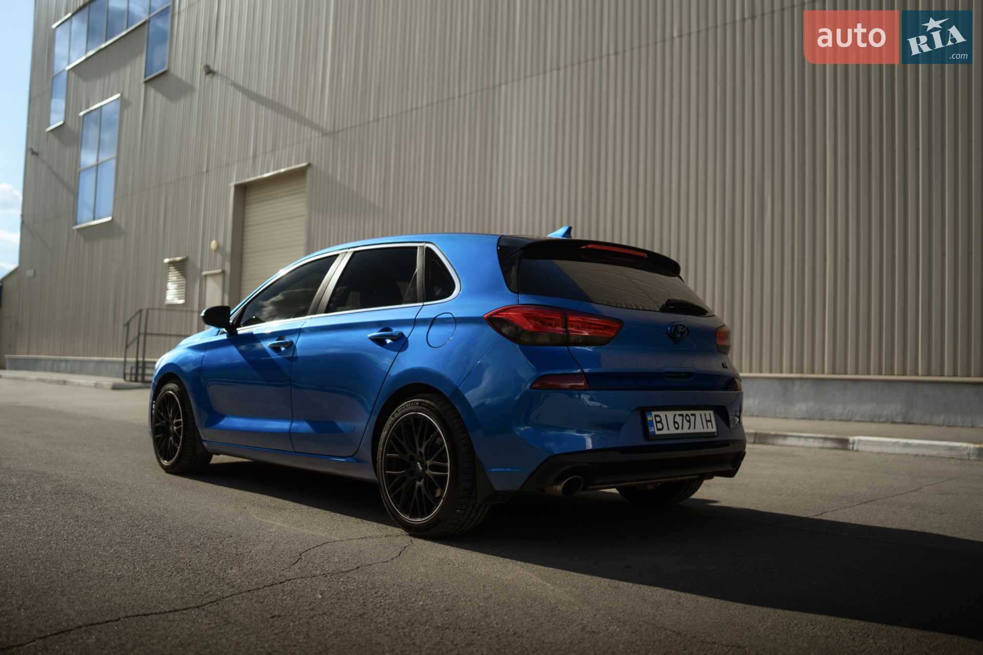 2017 Hyundai Elantra - мініатюра 3