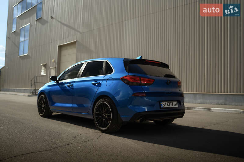Хэтчбек Hyundai Elantra 2017 в Полтаве