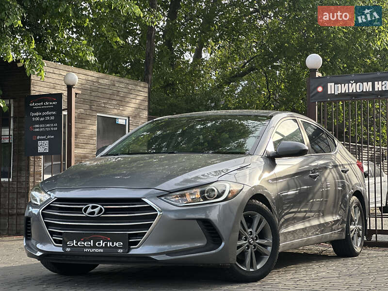 Hyundai Elantra 2018
