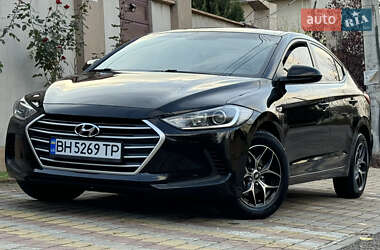 Седан Hyundai Elantra 2016 в Одесі