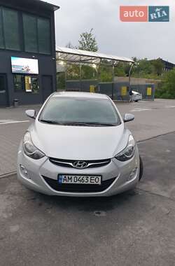 Седан Hyundai Elantra 2011 в Києві