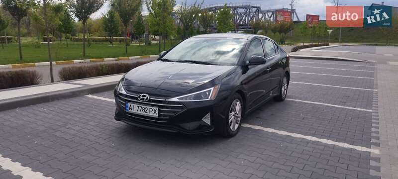 Hyundai Elantra 2018
