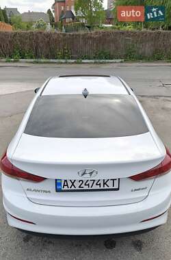 Седан Hyundai Elantra 2016 в 