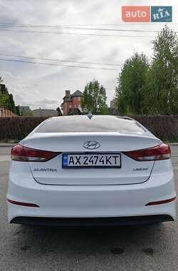 Седан Hyundai Elantra 2016 в 