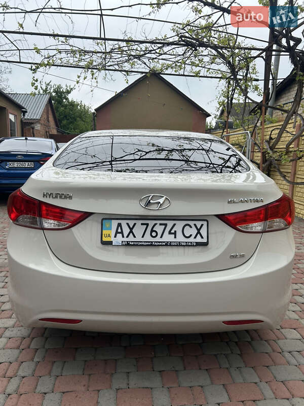 Седан Hyundai Elantra 2013 в Харкові фото 6 Седан Hyundai Elantra 2013 в Харкові