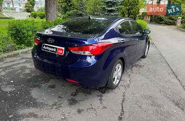Седан Hyundai Elantra 2013 в 