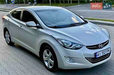 Седан Hyundai Elantra 2012 в 