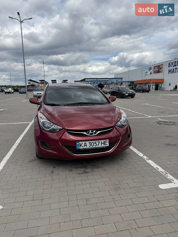 Седан Hyundai Elantra 2013 в Борисполе