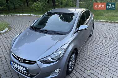 Седан Hyundai Elantra 2012 в 