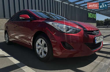 Седан Hyundai Elantra 2011 в Чернігові