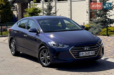 Седан Hyundai Elantra 2018 в Одессе