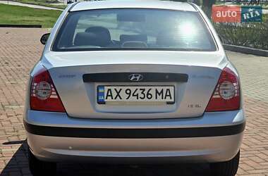Седан Hyundai Elantra 2005 в 