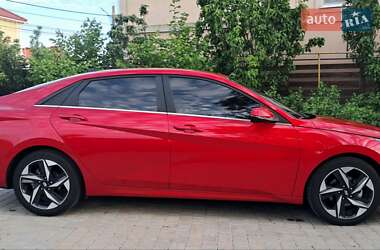 Седан Hyundai Elantra 2021 в 