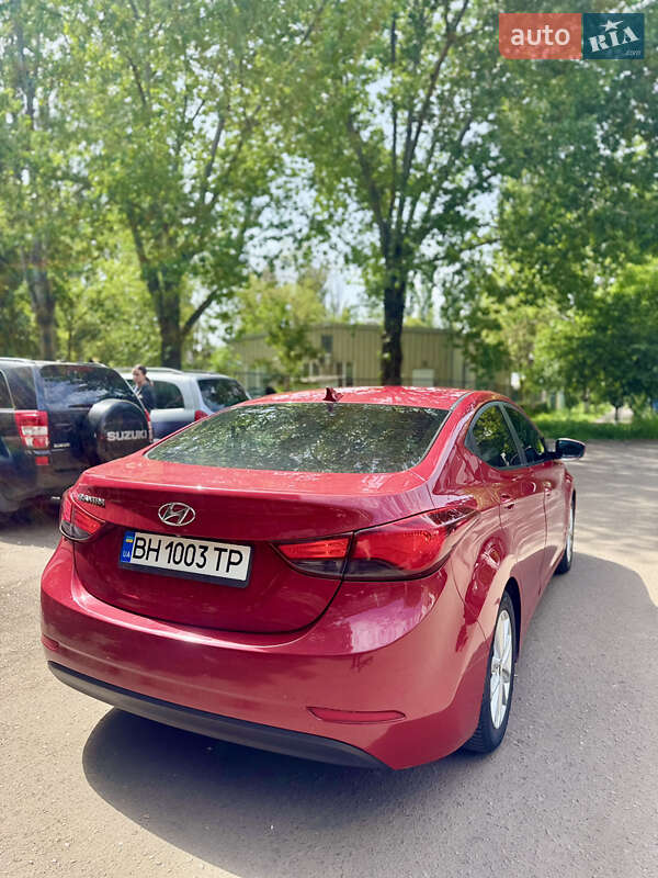 Седан Hyundai Elantra 2014 в Одессе