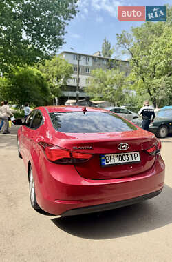 Седан Hyundai Elantra 2014 в 