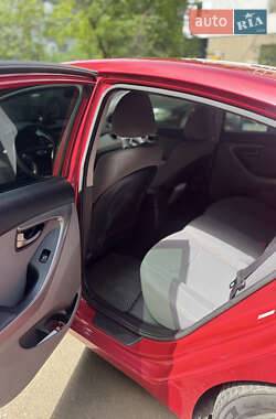 Седан Hyundai Elantra 2014 в 