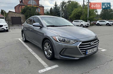 Седан Hyundai Elantra 2017 в 