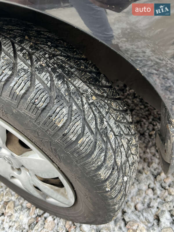 Седан Hyundai Elantra 2010 в Полтаві