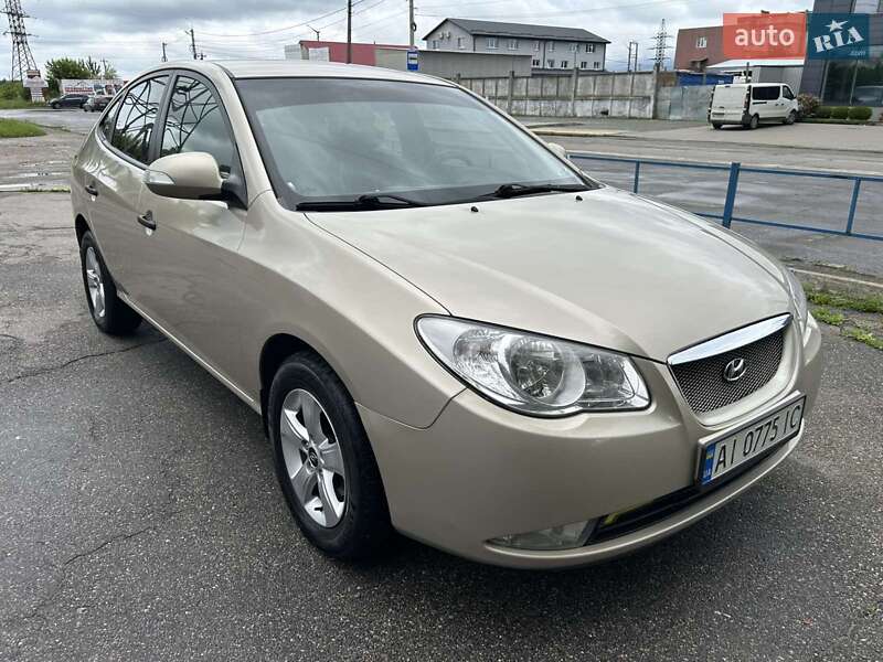 Седан Hyundai Elantra 2010 в Білій Церкві