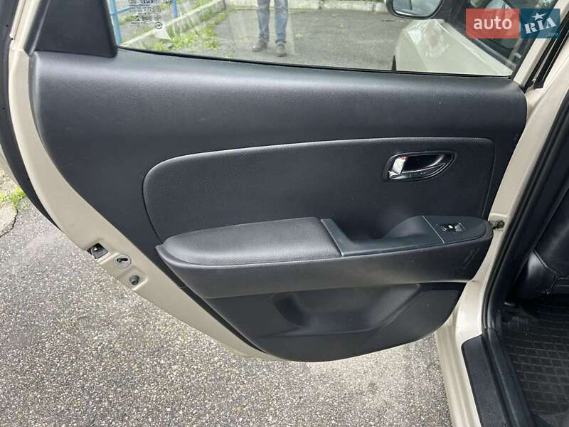 Седан Hyundai Elantra 2010 в Білій Церкві
