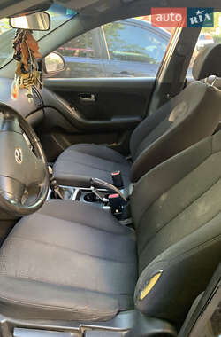 Седан Hyundai Elantra 2008 в 