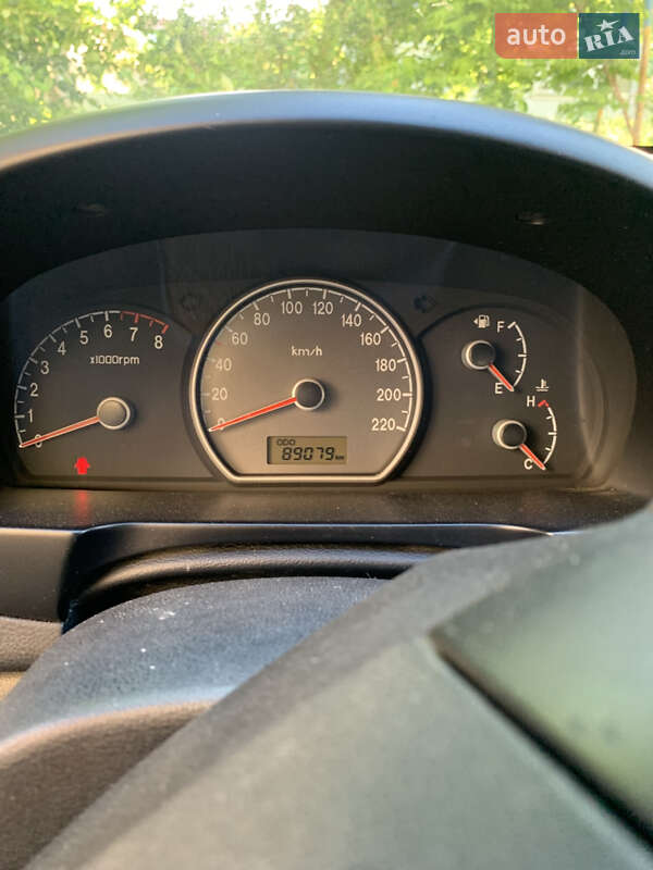 Седан Hyundai Elantra 2008 в Мукачево