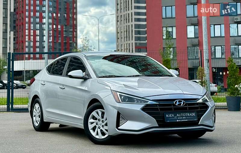 Hyundai Elantra 2019