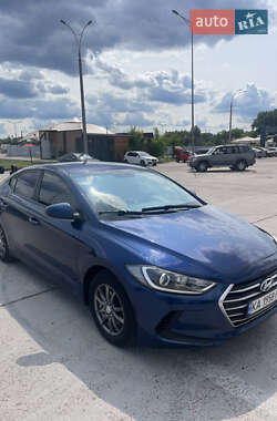 Седан Hyundai Elantra 2018 в Києві