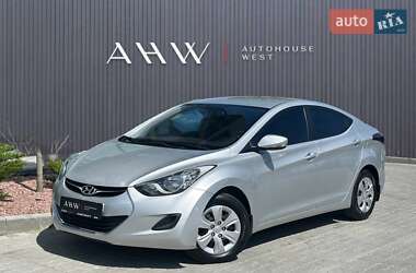 Седан Hyundai Elantra 2012 в Львові