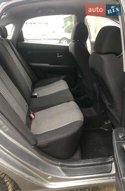 Седан Hyundai Elantra 2010 в 