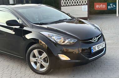 Седан Hyundai Elantra 2013 в 