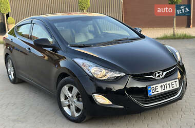 Седан Hyundai Elantra 2013 в 