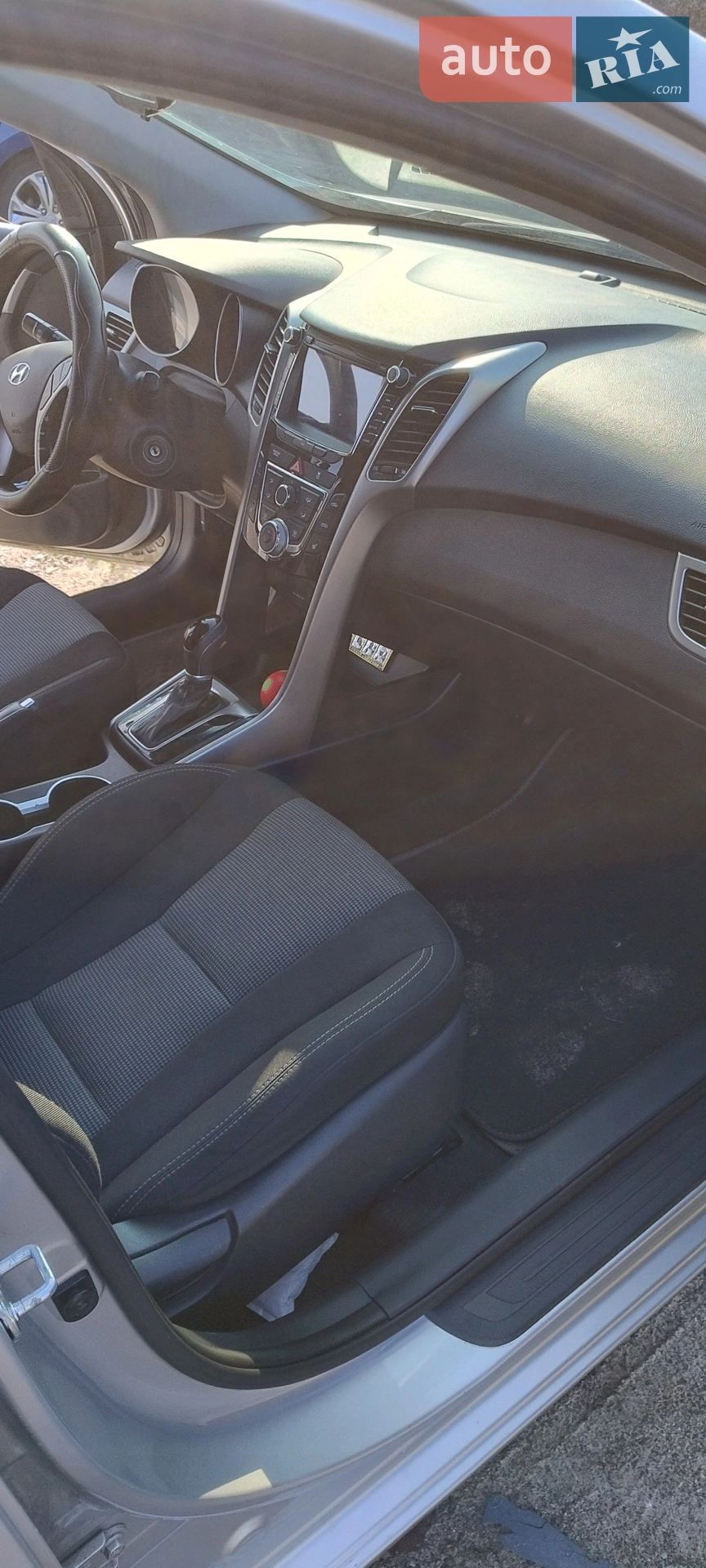 2012 Hyundai Elantra - мініатюра 4